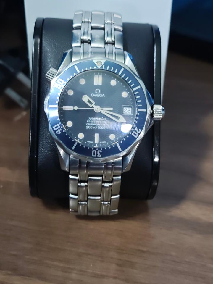 Omega Seamaster Professional Diver 300M James Bond Style 2551.80
