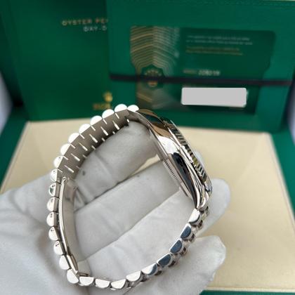 Rolex Day-Date 40 228239 White Gold Olive Green Anniversary Dial