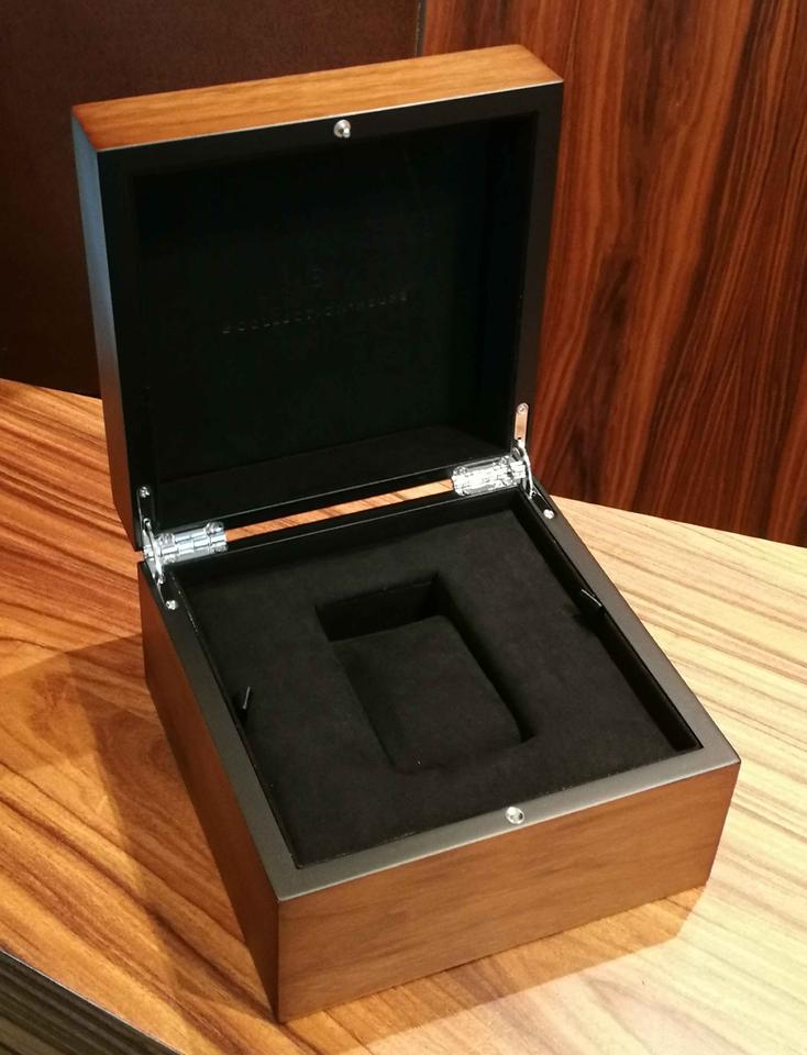 Walnut Wood Watch Case