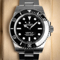 Rolex Submariner No Date 124060 Full Set