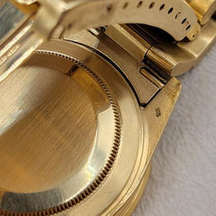 Rolex Submariner Date 16618 18K Yellow Gold