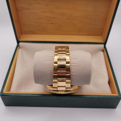 Rolex Submariner Date 16618 18K Yellow Gold