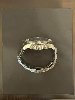 Breitling Super Avenger II A1337111