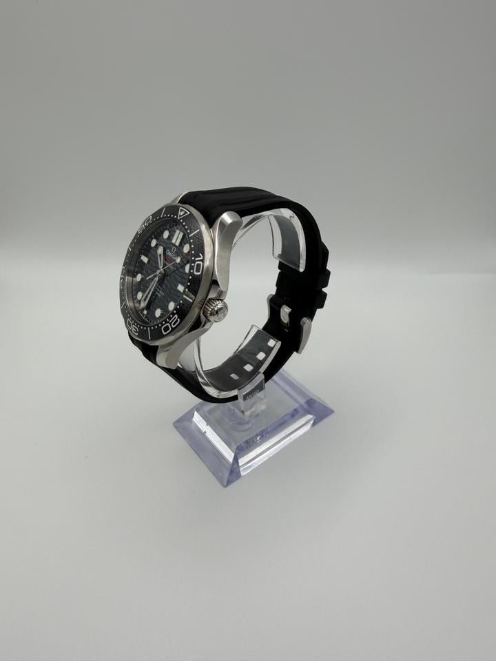 Omega Seamaster Diver 300 M 210.32.42.20.01.001