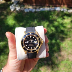 Rolex Submariner Date 16618 18K Yellow Gold