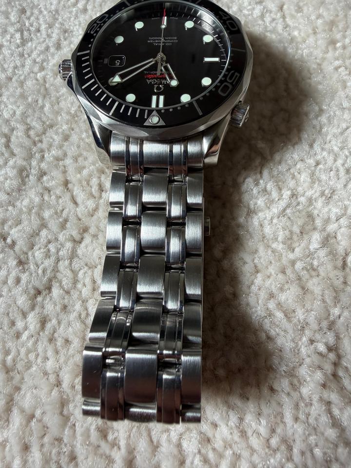 Omega Seamaster Diver 300 M 212.30.41.20.01.003