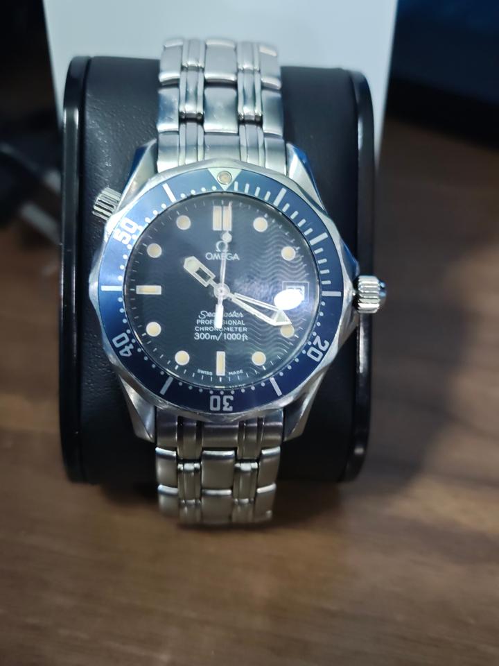 Omega Seamaster Professional Diver 300M James Bond Style 2551.80