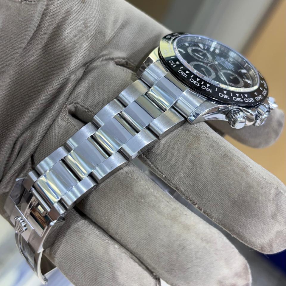 Rolex Daytona 116500LN Black Dial 40mm Ceramic Bezel