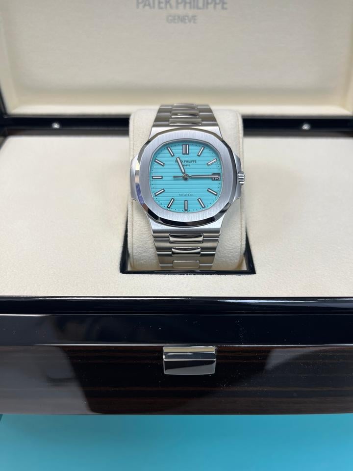 Patek Philippe Nautilus 5711/1A-018 Tiffany & Co. Blue Dial