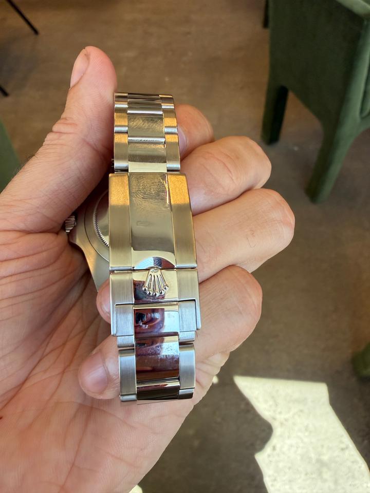 Rolex GMT-Master II 116710LN Black Dial 40mm