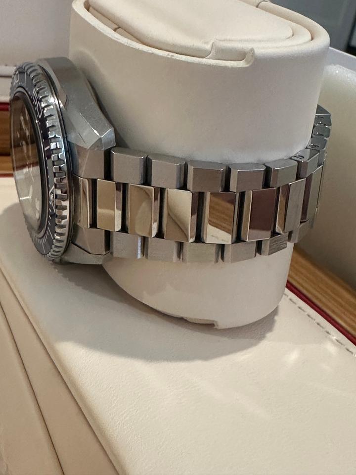 Omega Seamaster Planet Ocean 600M Full Set 2025