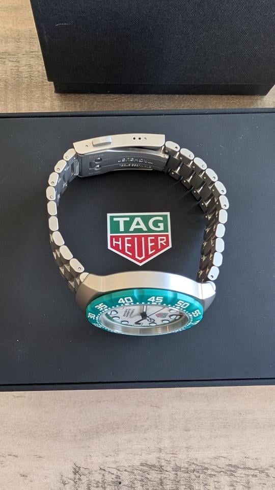 TAG Heuer Formula 1 Solargraph Green Bezel